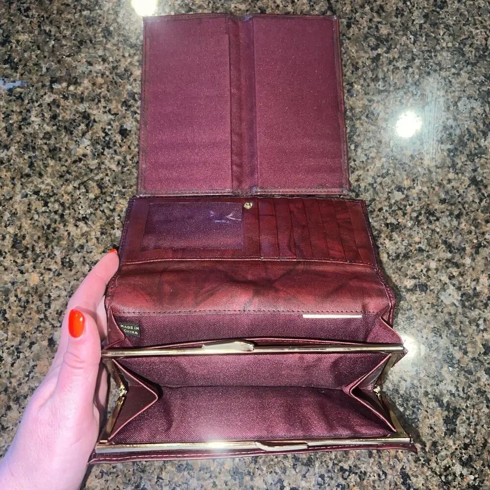 Gorgeous Vintage Etch 2 Prym Top Grain Red Burgundy Leather Wallet Coin Purse